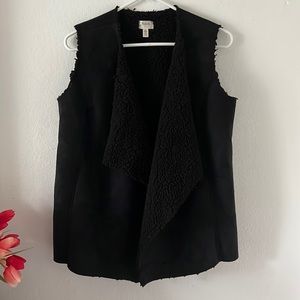 Black shearling vest